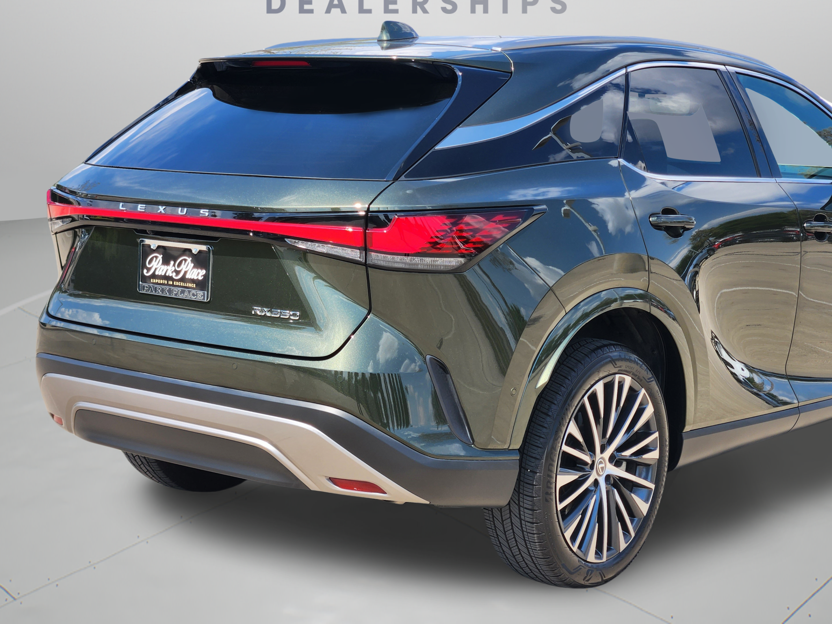 Used 2025 Lexus RX 350 Premium Plus w/ Convenience Package FWD image 32