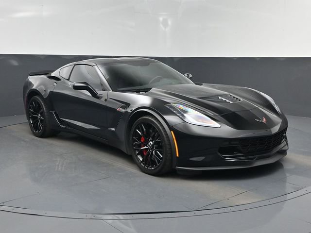 Used 2015 Chevrolet Corvette Z06 w/ 3LZ Preferred Equipment Group RWD image 8