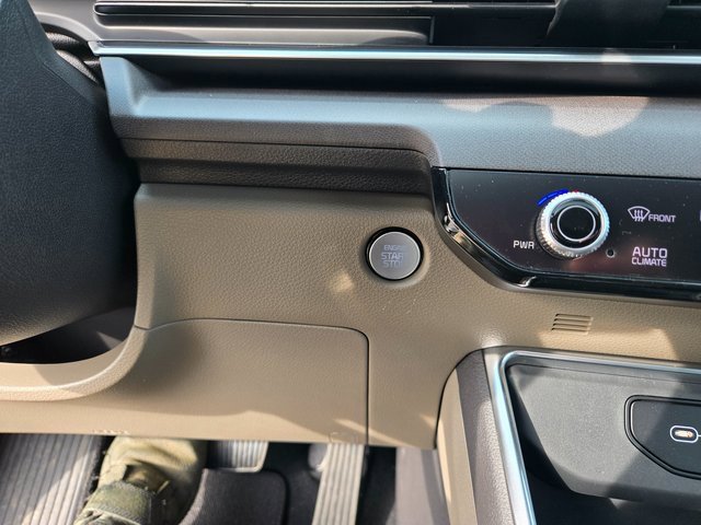 New 2025 Kia Carnival SX image 18
