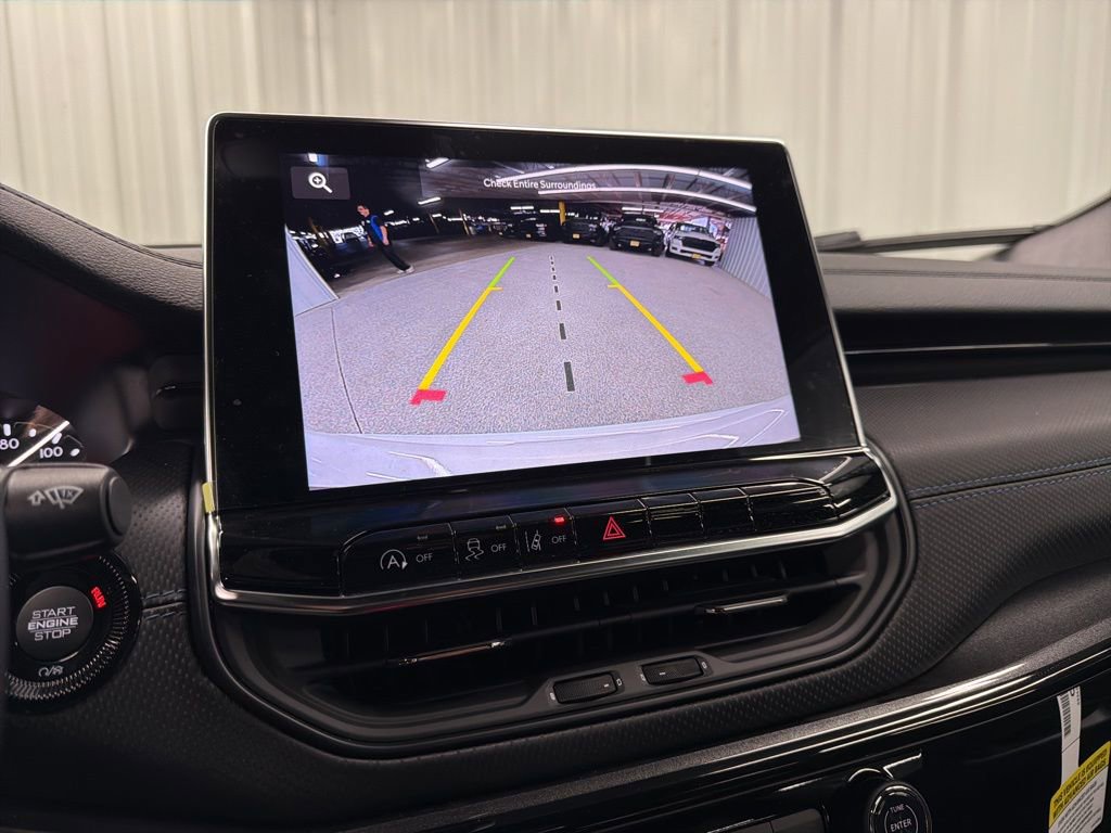 New 2026 Jeep Compass Latitude image 20