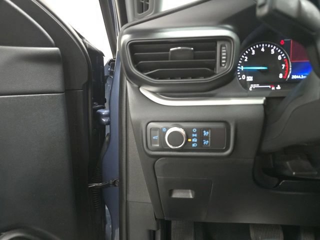Used 2021 Ford Explorer XLT AWD/4WD image 20