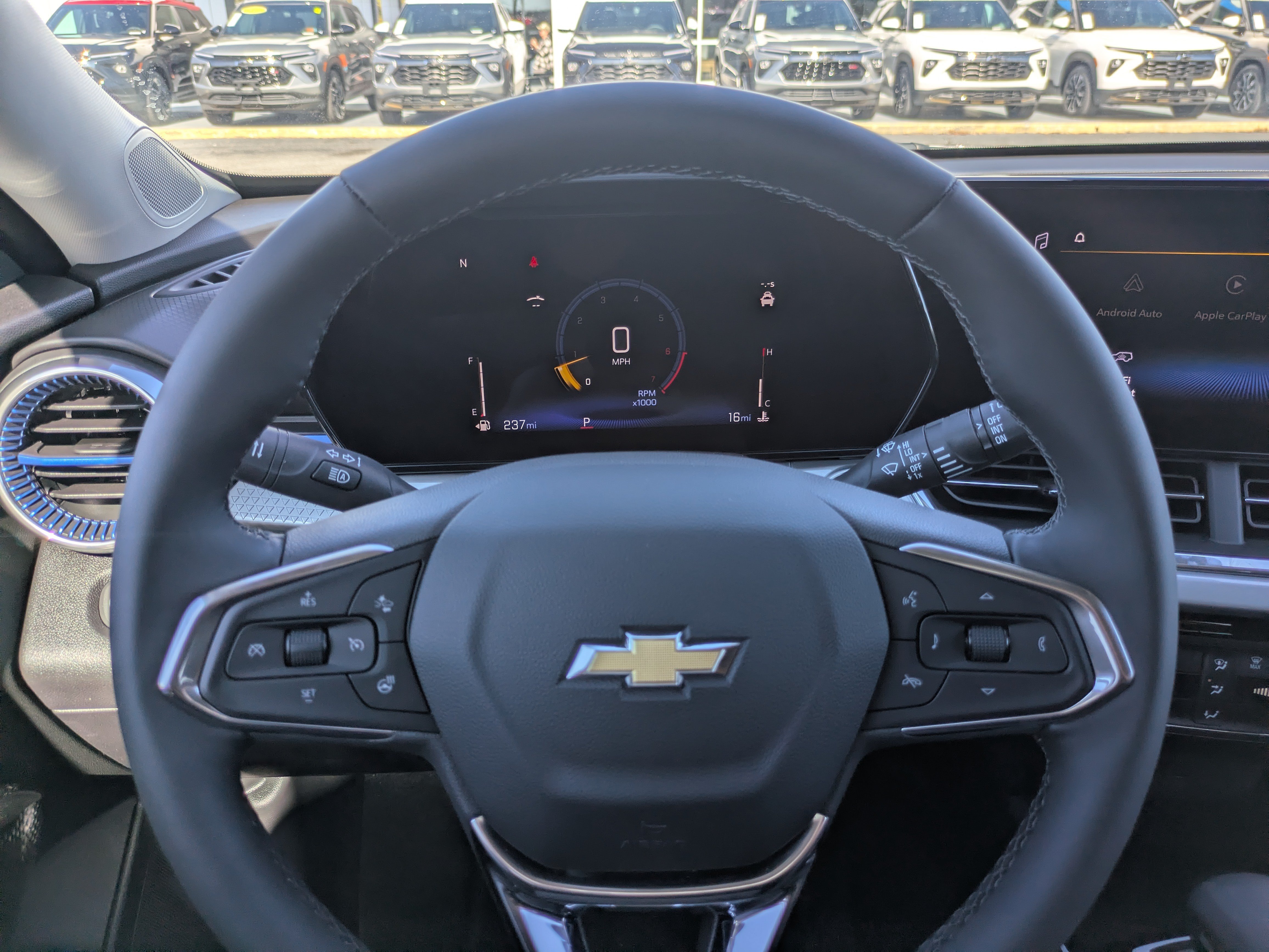 New 2025 Chevrolet Trax LT w/ Driver Confidence Package FWD image 20
