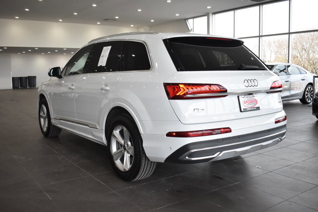 Used 2023 Audi Q7 Premium Plus w/ Premium Plus Package image 9