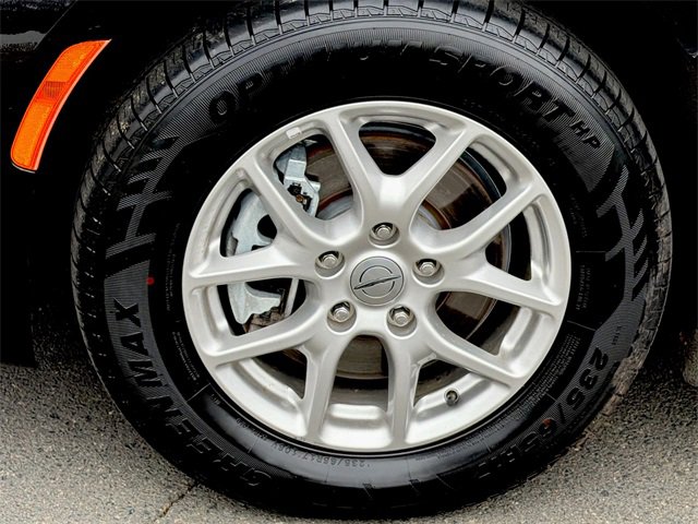 Used 2024 Chrysler Pacifica Touring-L image 18