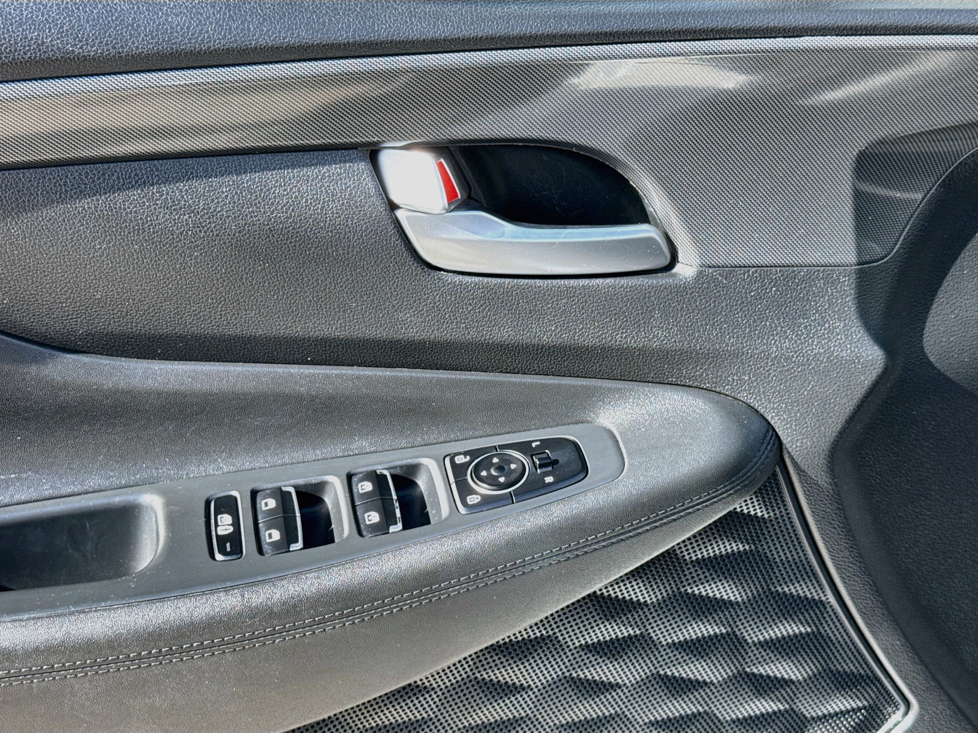 Used 2022 Hyundai Santa Fe XRT FWD image 14