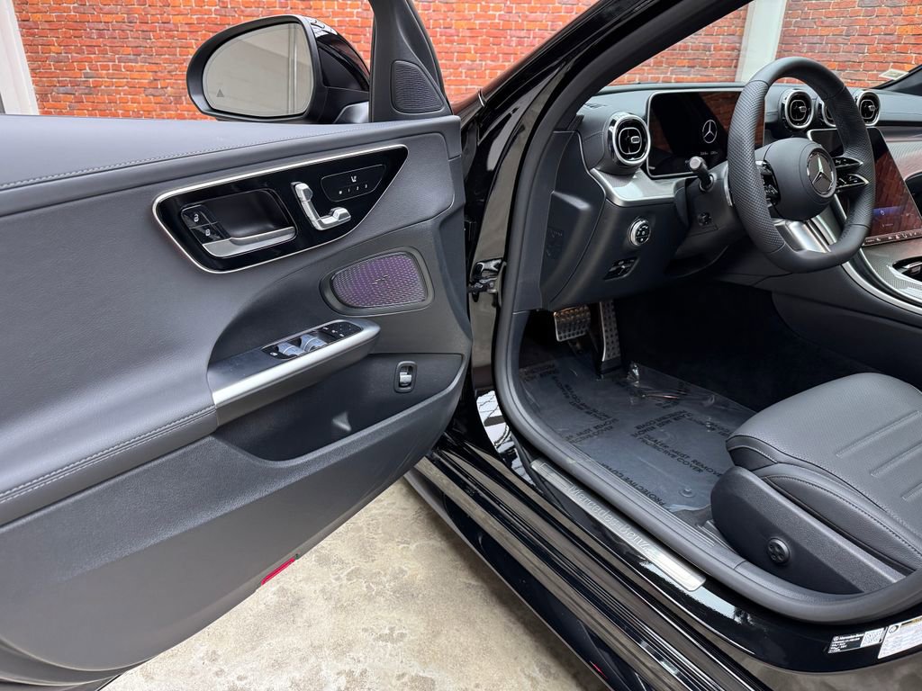 Used 2026 Mercedes-Benz C 300 4MATIC Sedan image 9