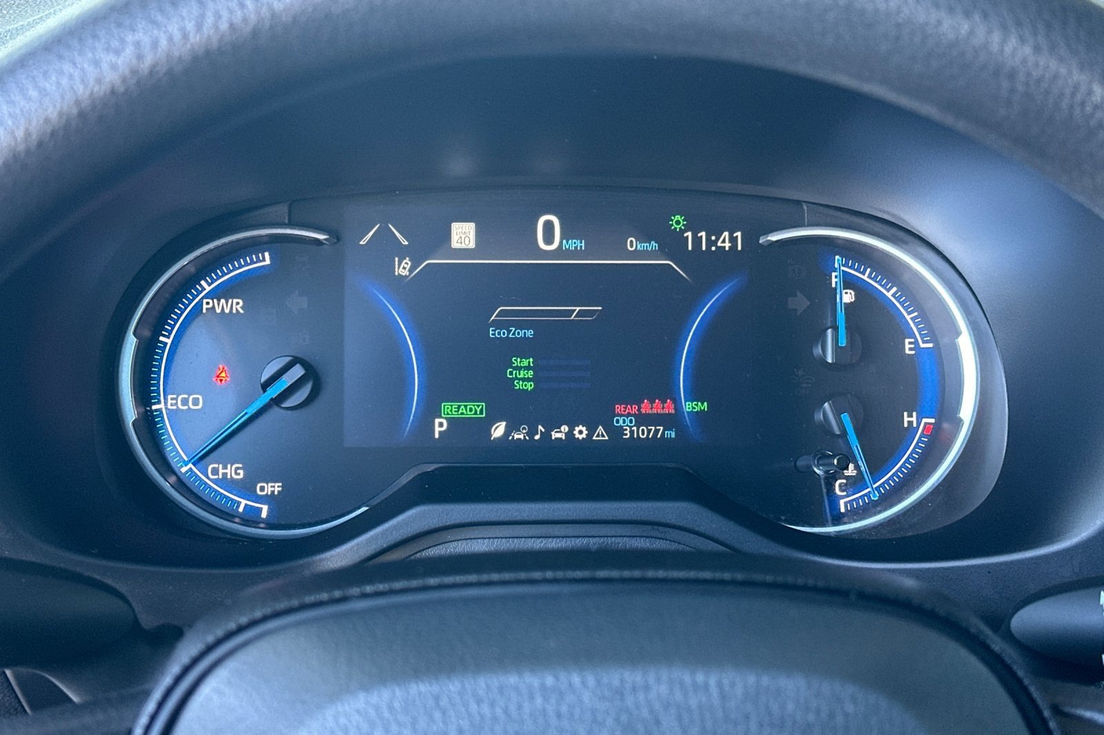 Used 2025 Toyota RAV4 XLE image 27