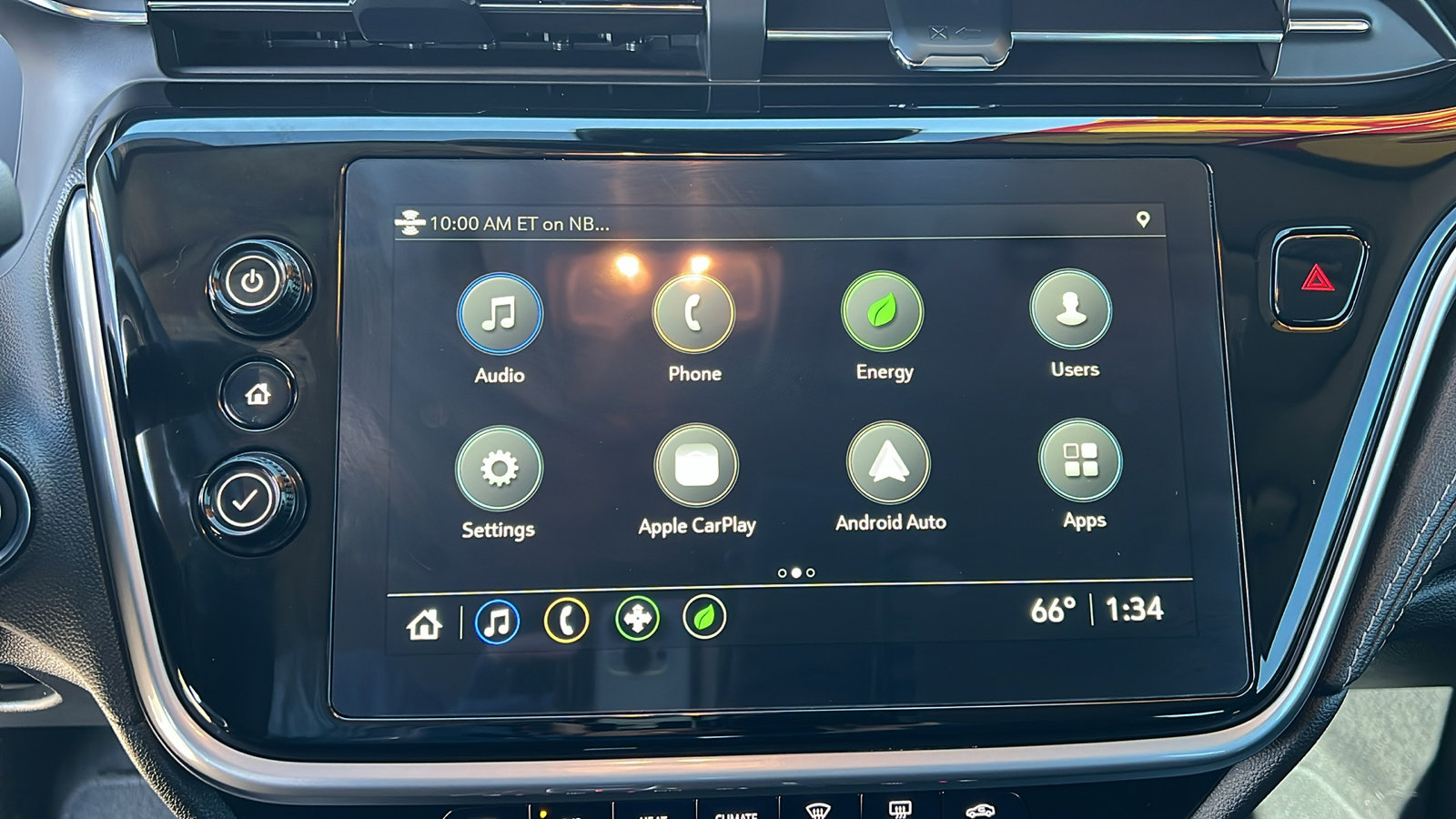 Certified 2023 Chevrolet Bolt EUV LT w/ Convenience Package image 22