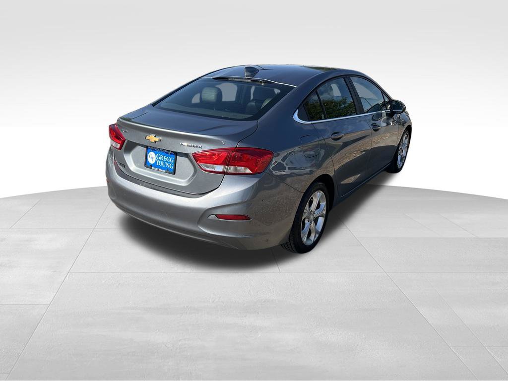 Used 2019 Chevrolet Cruze Premier FWD image 6