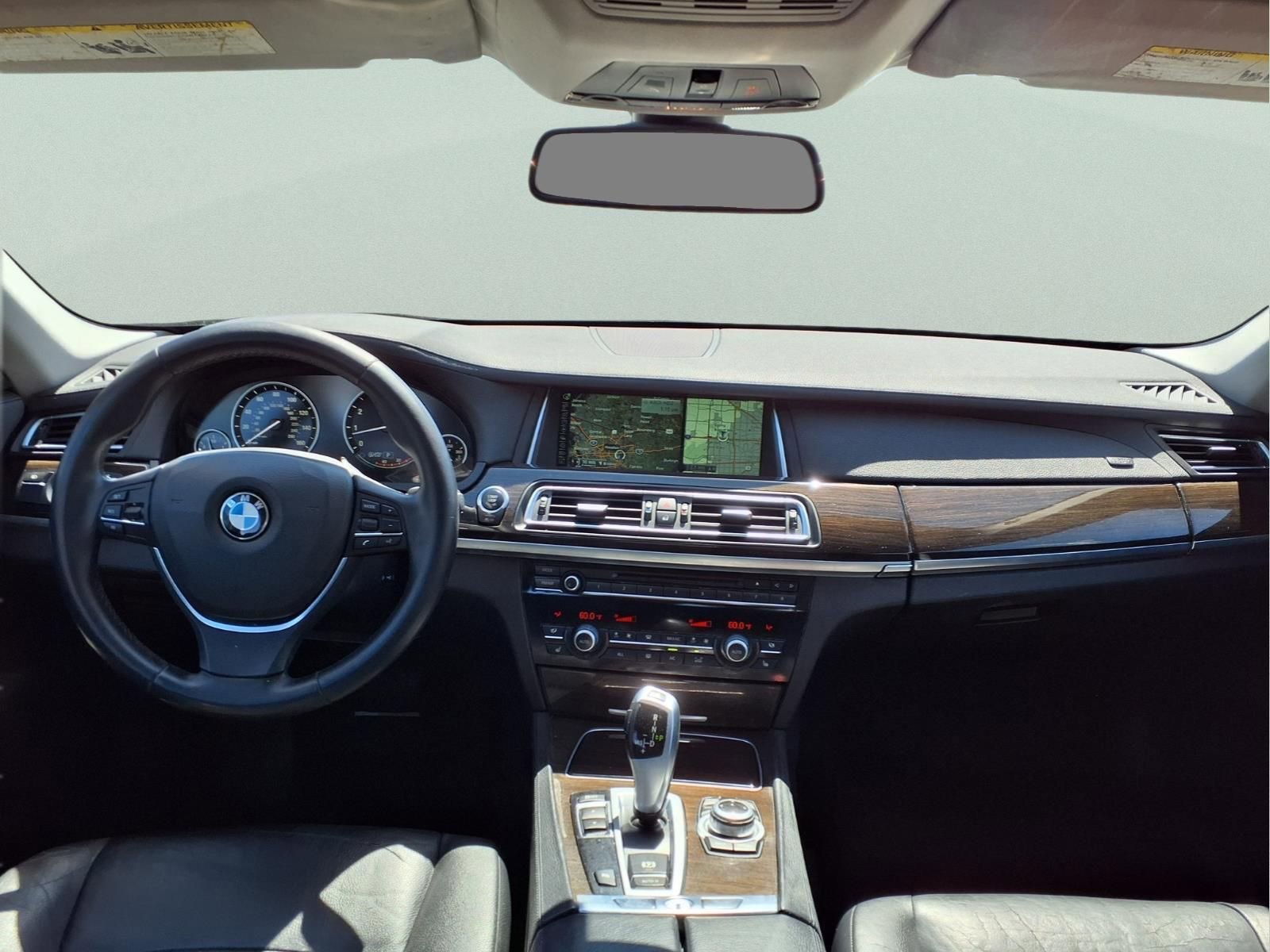 Used 2013 BMW 740i RWD image 15