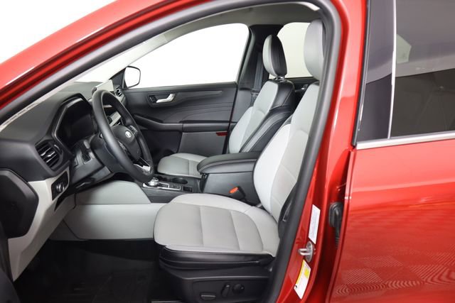 Used 2024 Ford Escape Platinum AWD/4WD image 28