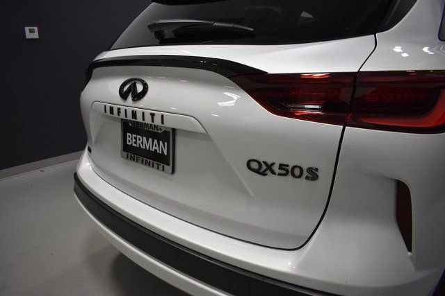 Used 2023 INFINITI QX50 Sport AWD/4WD image 12