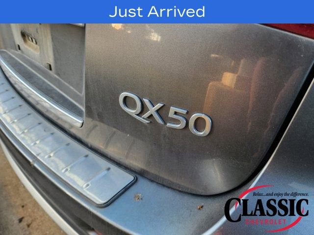 Used 2017 INFINITI QX50 2WD w/ Deluxe Touring Package image 20
