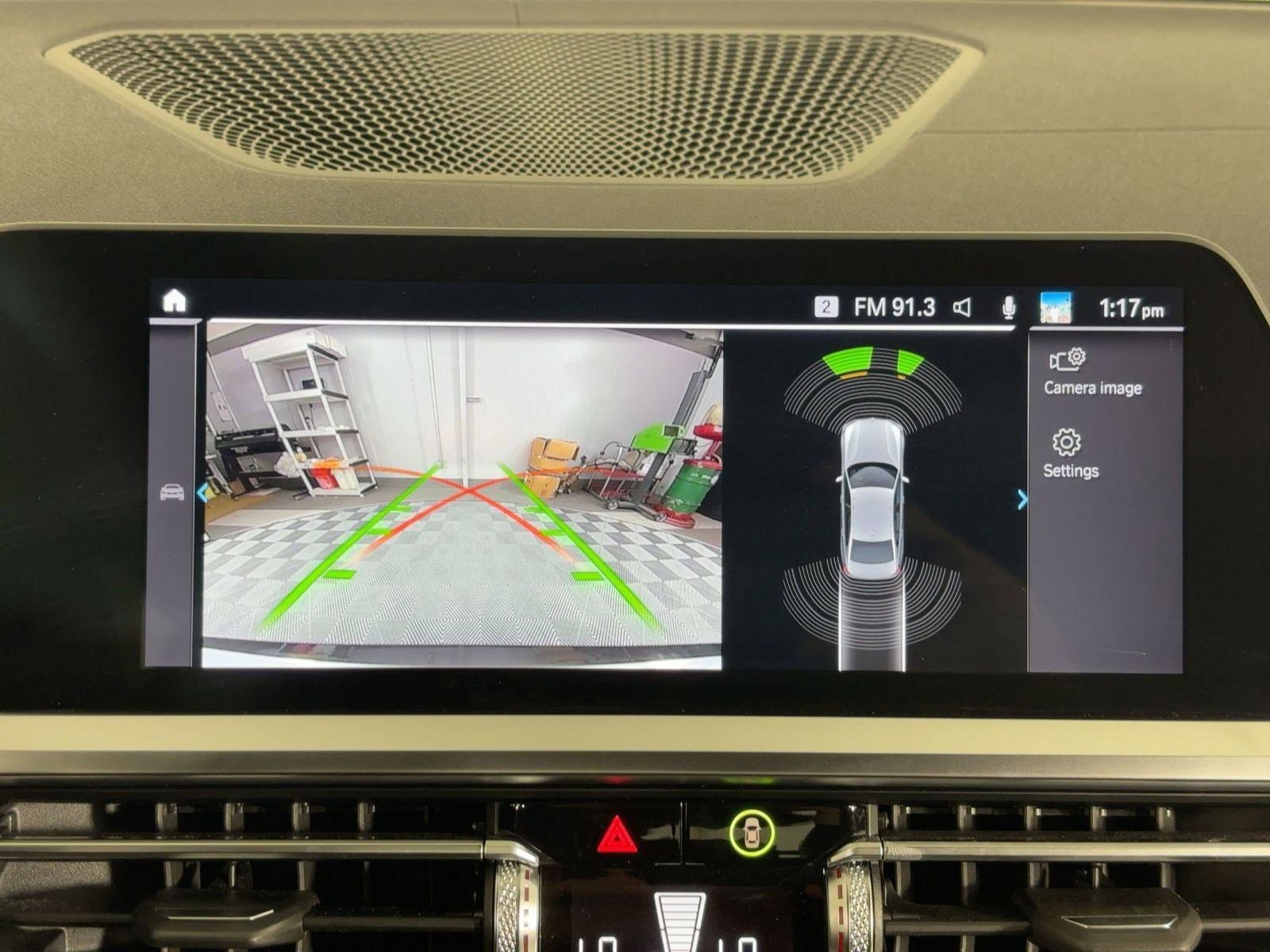 Used 2021 BMW 330e xDrive w/ M Sport Package image 23