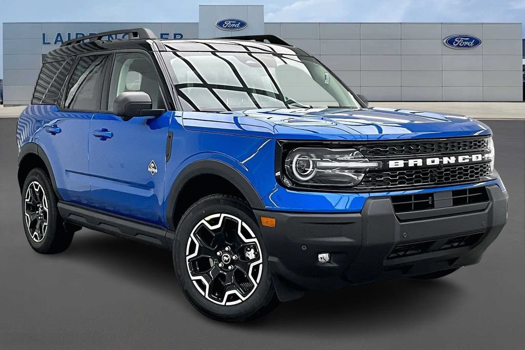 New 2025 Ford Bronco Sport Outer Banks w/ Outer Banks Tech Package+ AWD/4WD image 2
