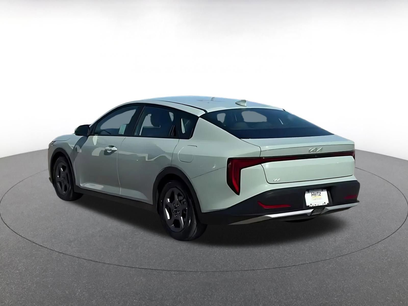 Used 2025 Kia K4 LXS FWD image 11