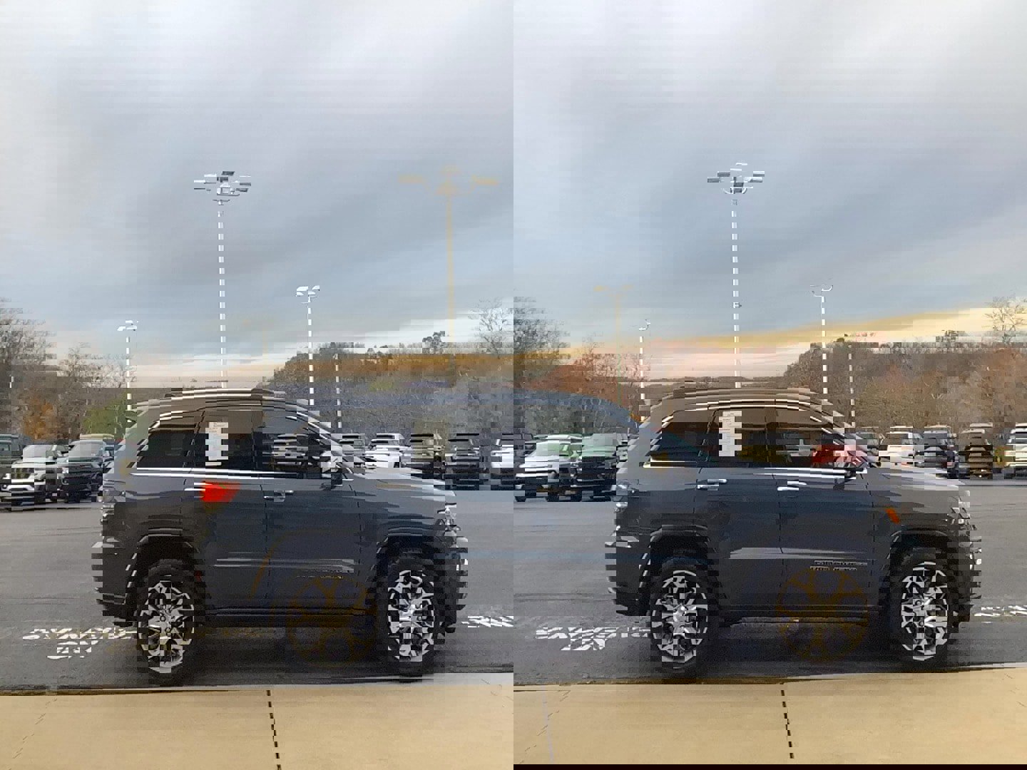 Used 2020 Jeep Grand Cherokee Limited image 4