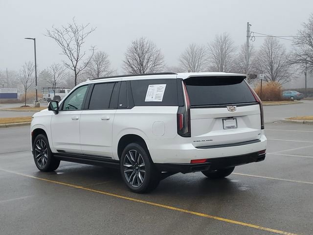 Used 2022 Cadillac Escalade ESV Sport Platinum w/ Heavy-Duty Trailer Package image 3