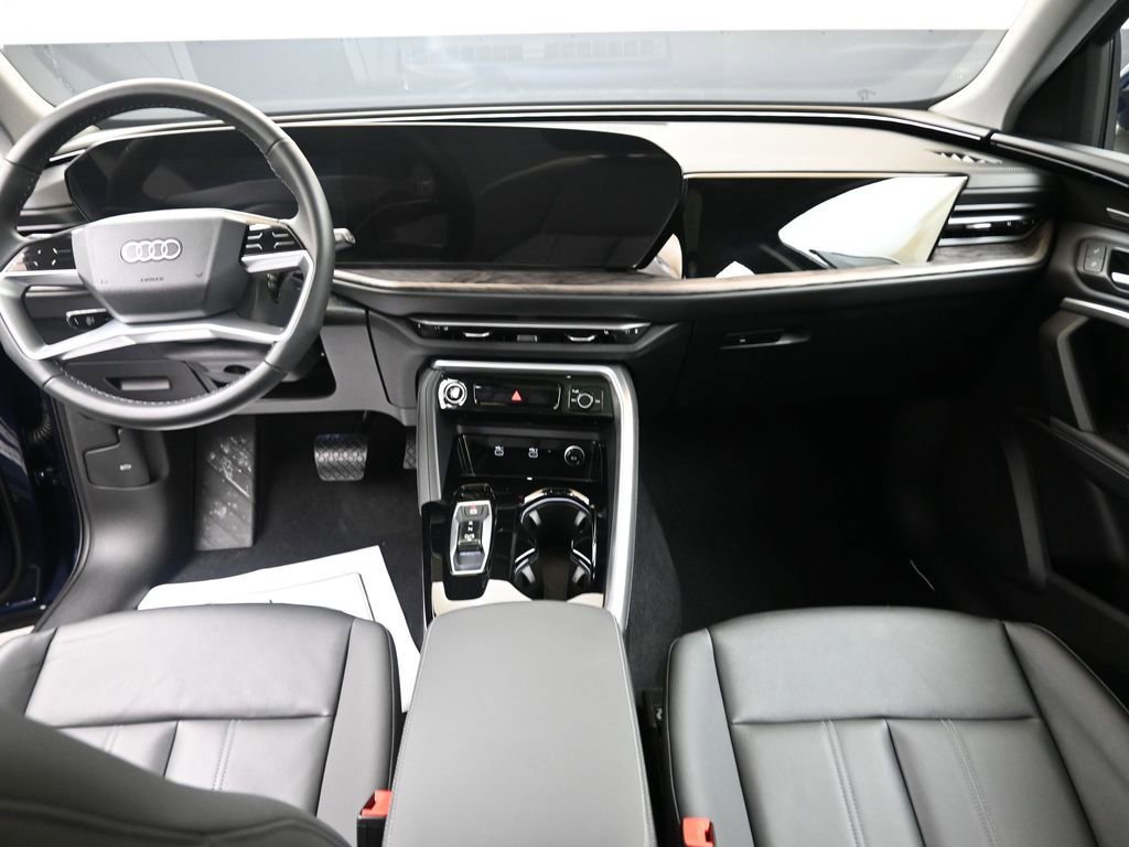 Certified 2025 Audi Q5 Premium Plus w/ Premium Plus image 19