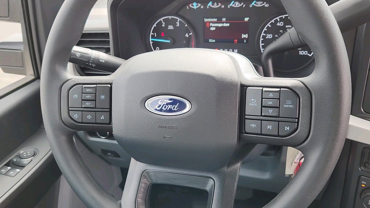 New 2024 Ford F550 4x4 Regular Cab Super Duty image 21