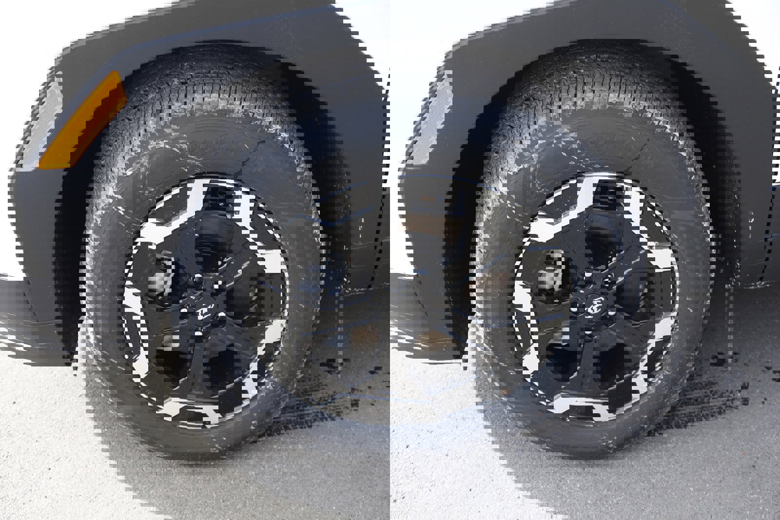 New 2026 Hyundai Santa Fe SE image 12