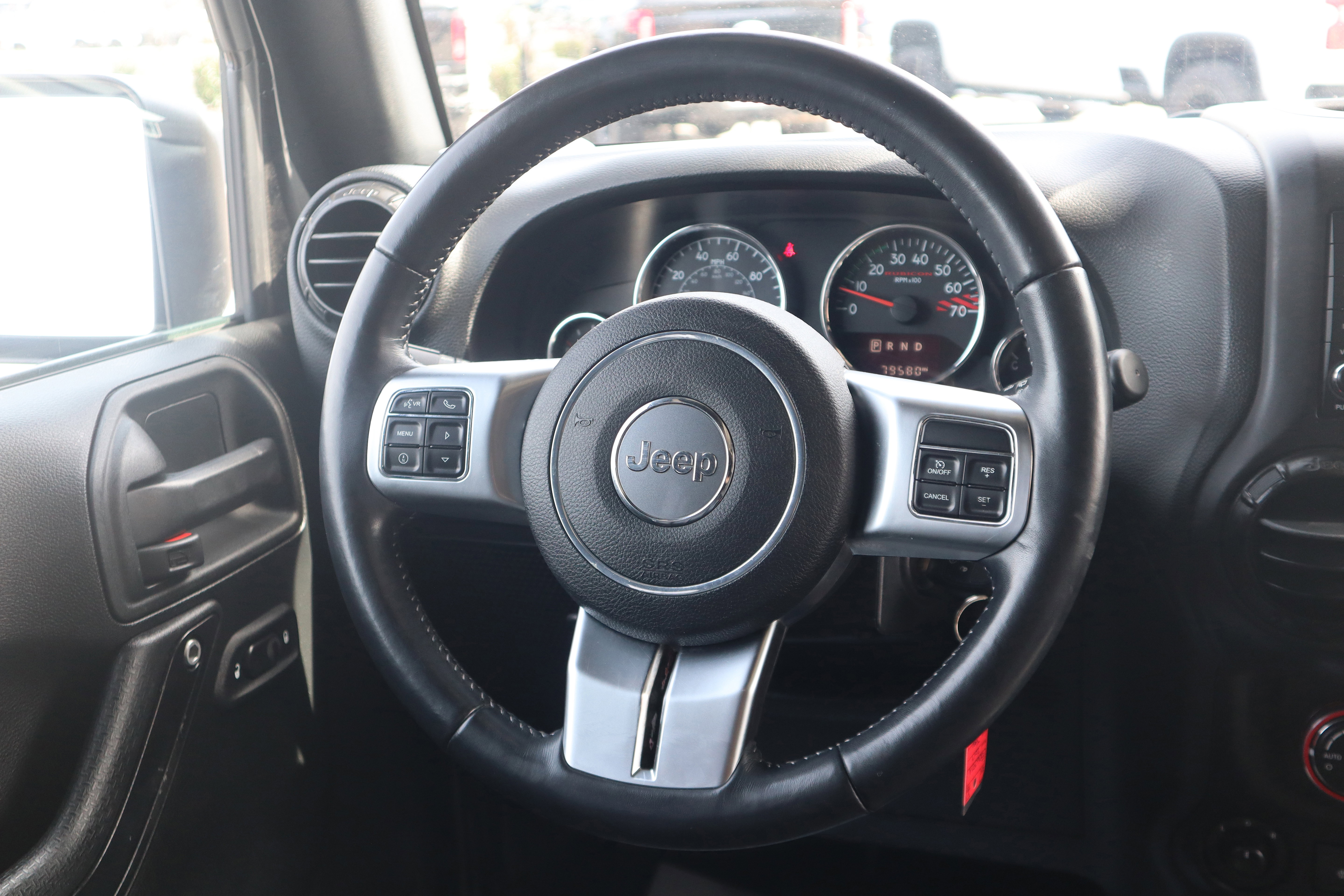 Used 2017 Jeep Wrangler Unlimited Rubicon image 14