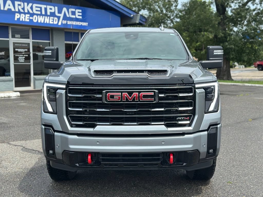 Used 2025 GMC Sierra 2500 AT4 AWD/4WD image 11