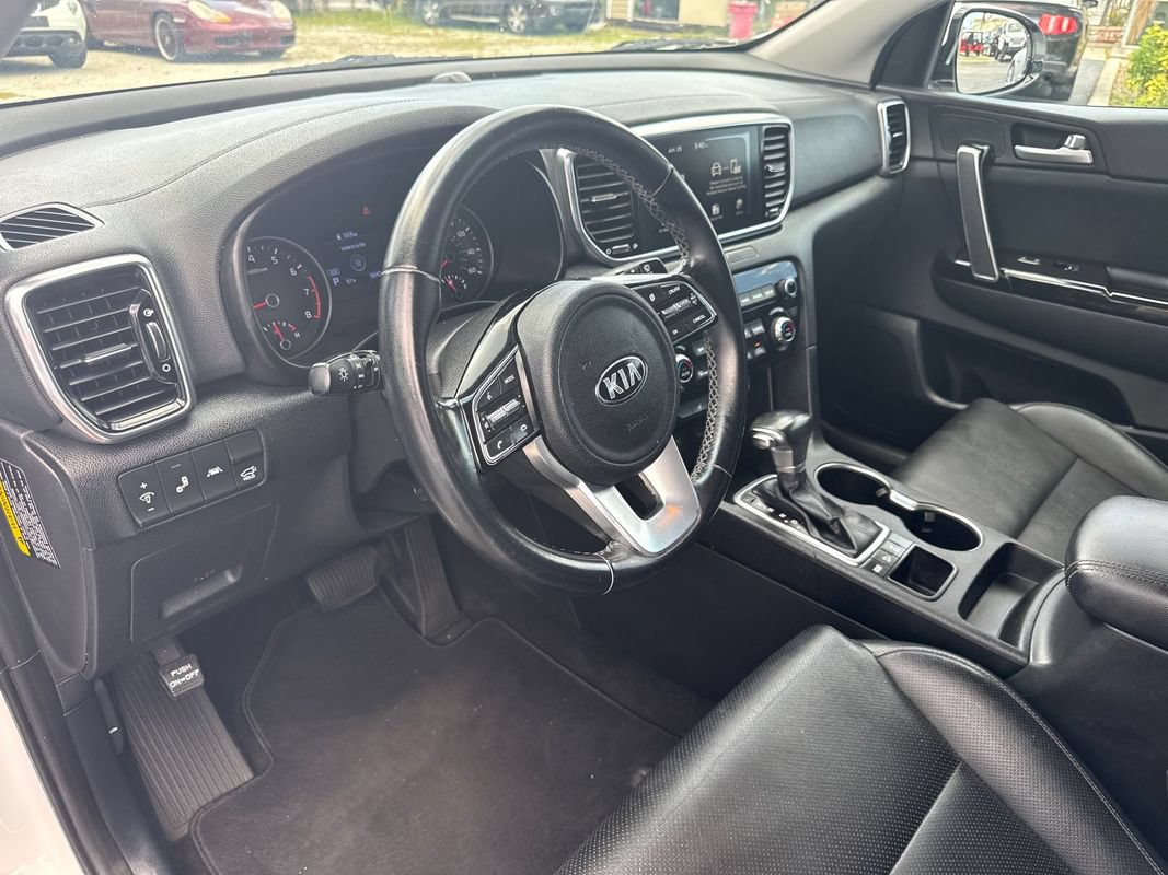 Used 2021 Kia Sportage EX AWD/4WD image 12