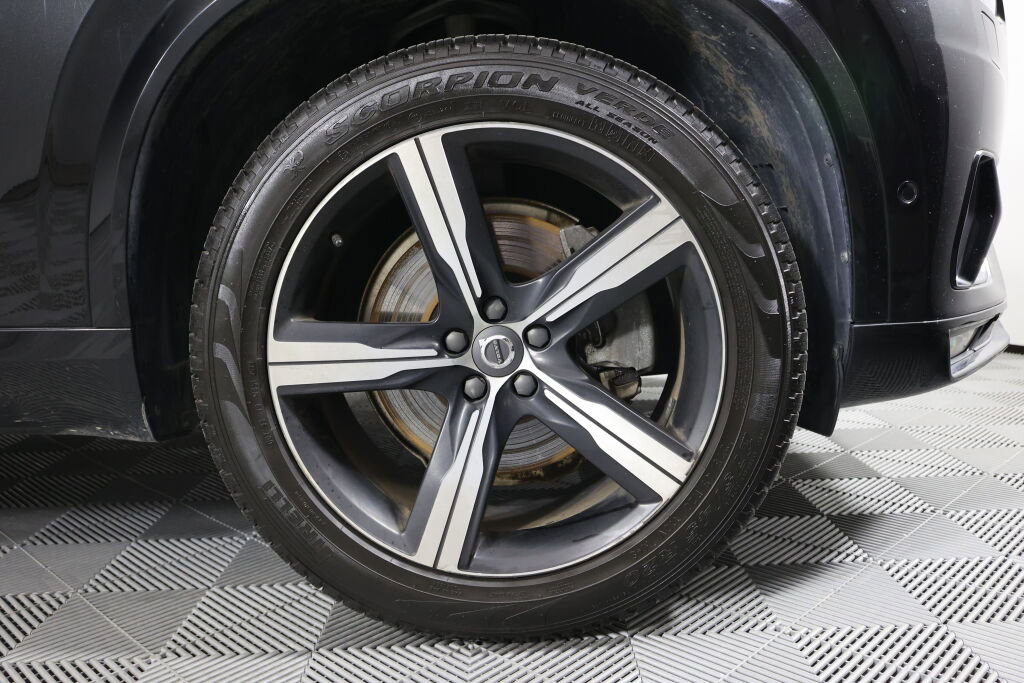Used 2016 Volvo XC90 T6 R-Design w/ Vision Package AWD/4WD image 6