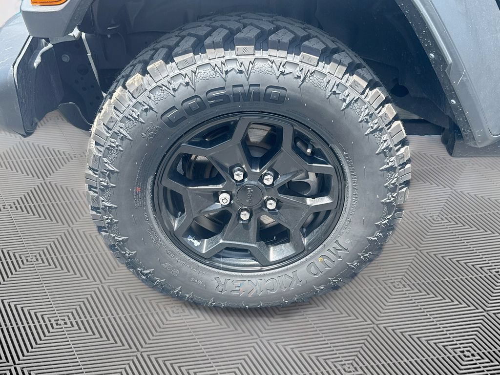 Certified 2023 Jeep Wrangler Unlimited w/ Cold Weather Group AWD/4WD image 34