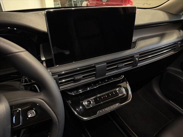 New 2026 Lincoln Corsair Premiere image 10