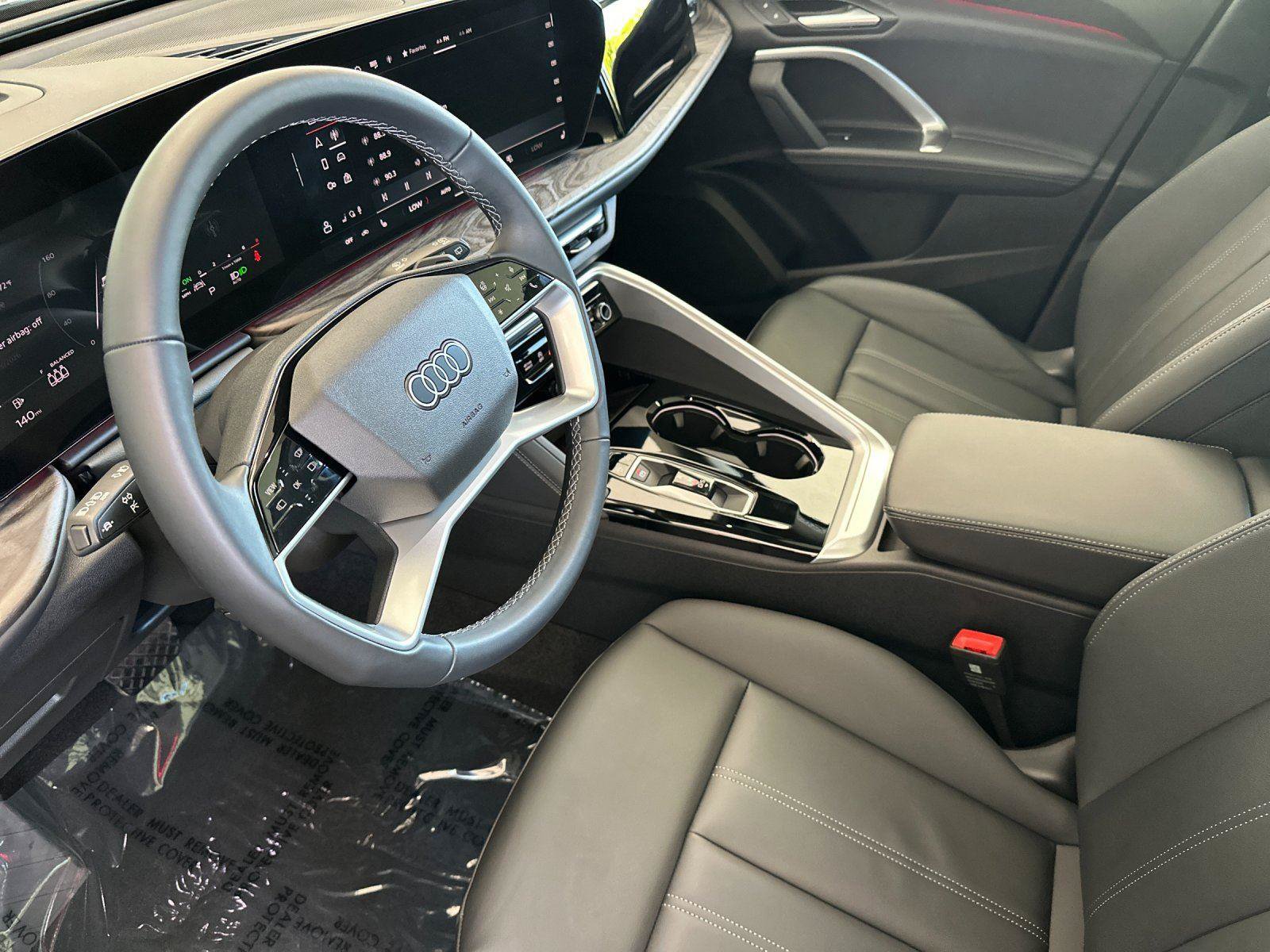 Used 2025 Audi Q5 Premium Plus w/ Premium Plus AWD/4WD image 10