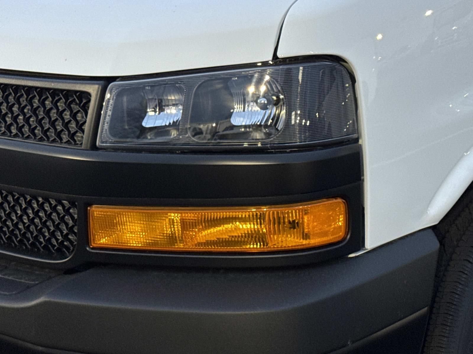 New 2025 Chevrolet Express 2500 RWD image 25