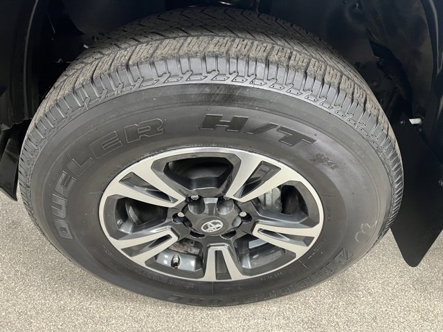 Used 2019 Toyota Tacoma TRD Sport image 13