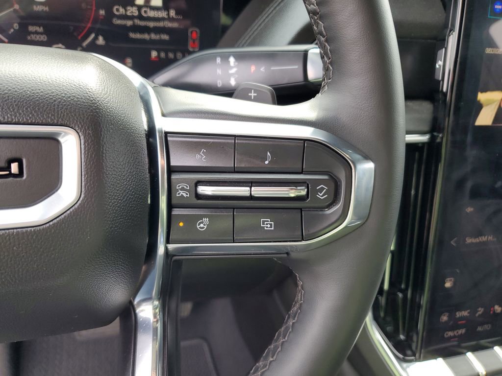 Used 2025 GMC Yukon Denali image 23