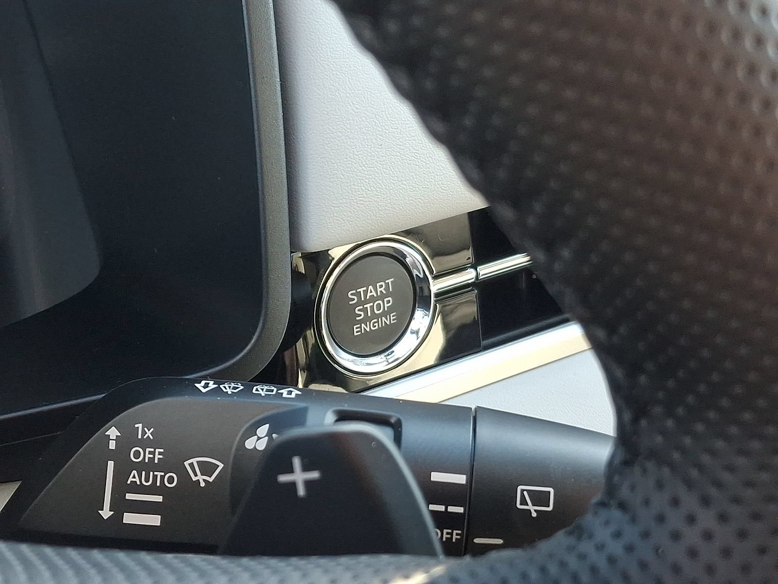 New 2026 Mitsubishi Outlander SE AWD/4WD image 19