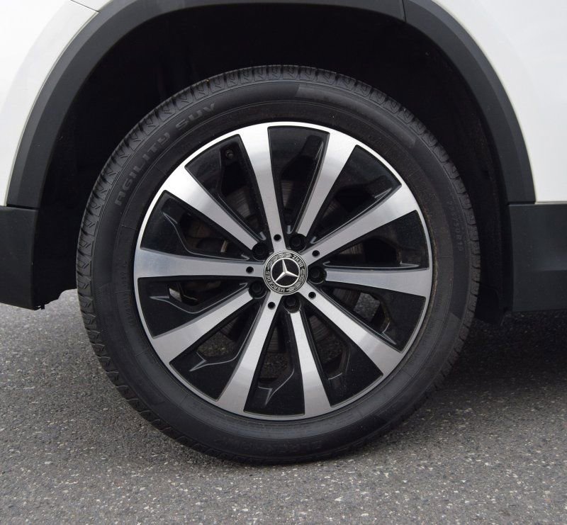 Used 2021 Mercedes-Benz GLA 250 4MATIC image 36