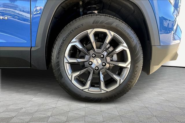 New 2026 GMC Terrain Elevation w/ Black Edition FWD image 12