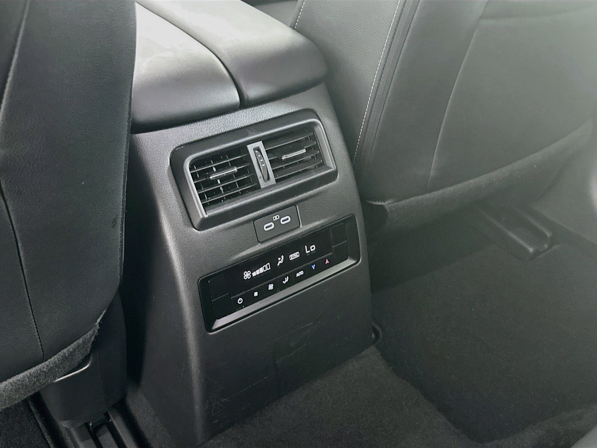Used 2026 MAZDA CX-90 3.3 Turbo w/ Select Package AWD/4WD image 27