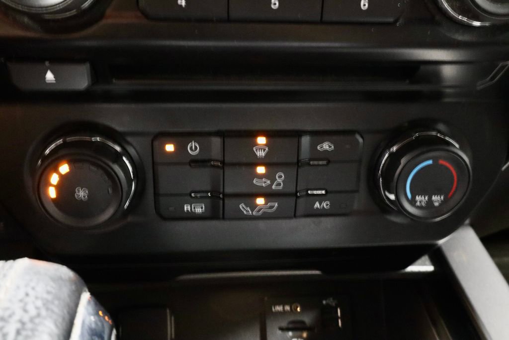 Used 2015 Ford F150 XLT w/ Equipment Group 301A Mid AWD/4WD image 29