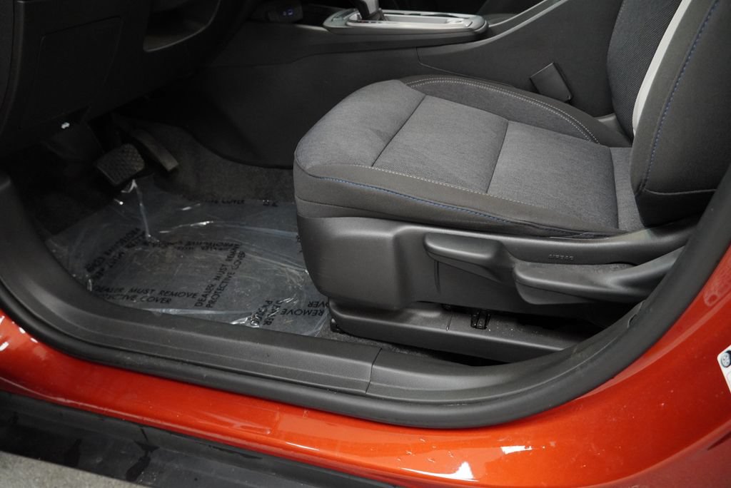 Certified 2024 Chevrolet Trax LS w/ LS Convenience Package FWD image 25