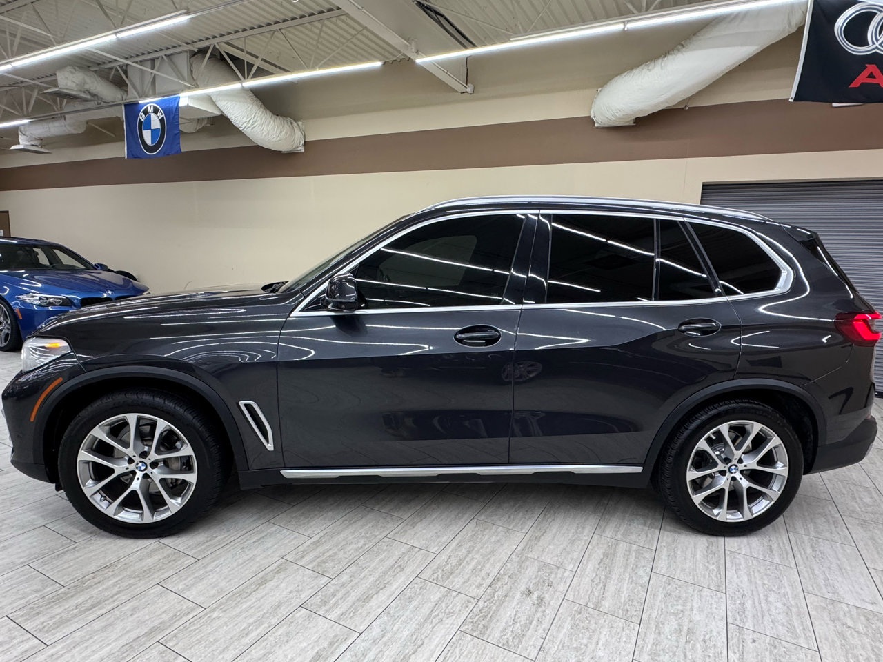 Used 2022 BMW X5 sDrive40i w/ Luxury Seating Package image 6