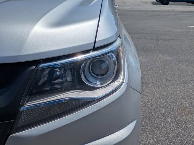 Used 2017 Chevrolet Colorado Z71 image 9