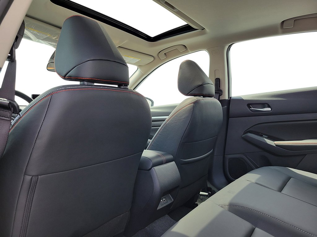 New 2025 Nissan Altima 2.5 SR image 31