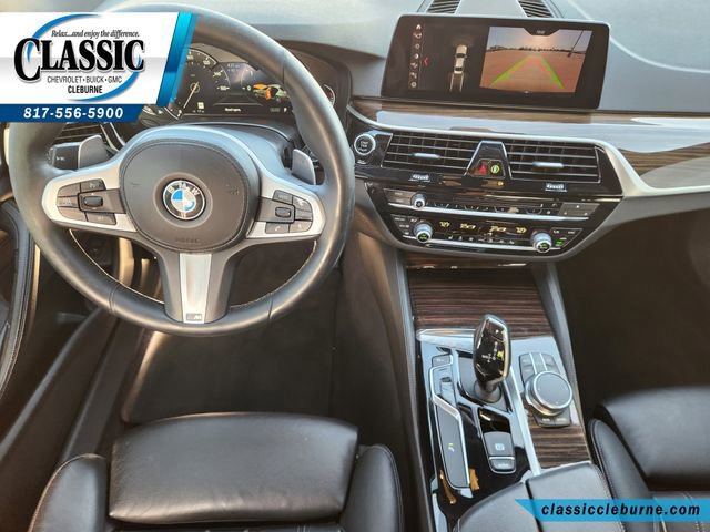 Used 2019 BMW 540i w/ M Sport Package image 3