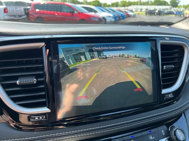 New 2027 Chrysler Pacifica Select w/ Family Tech Group FWD image 19