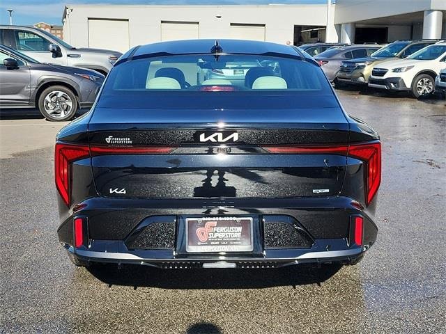 New 2026 Kia K4 GT-Line image 4