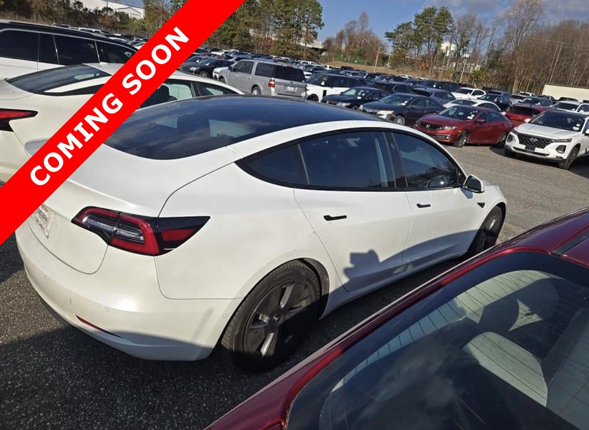 Used 2021 Tesla Model 3 Standard Range Plus image 5