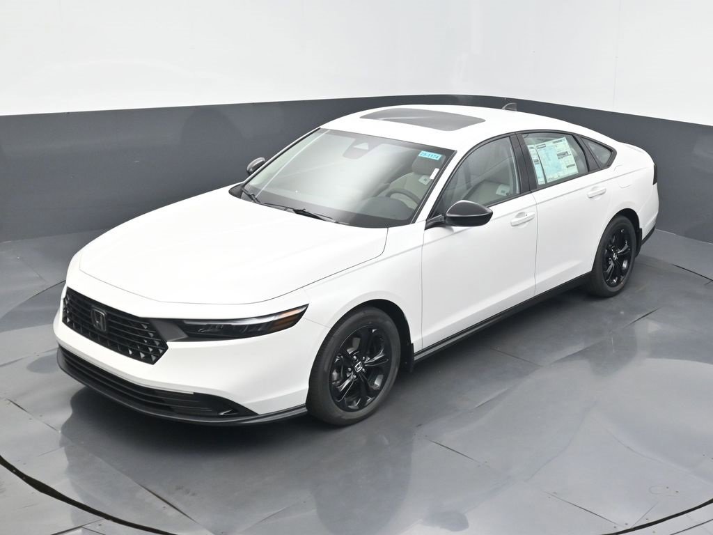 New 2025 Honda Accord SE image 9