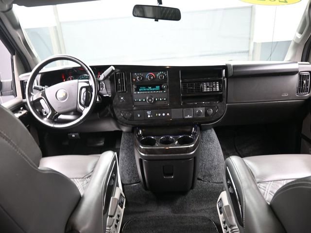 Used 2023 Chevrolet Express 2500 Extended image 33